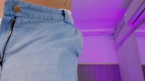 ash_valentine online show from 03/03/26, 07:53