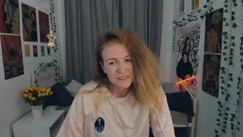 Snapshot of asha_gloom chatting on 10/10/25, 09:36 Asha online show from 10/10/25, 09:36