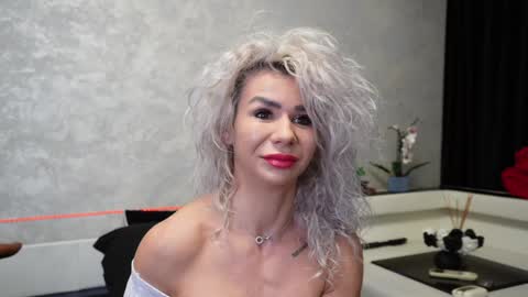 Asha online show from 01/22/25, 02:04