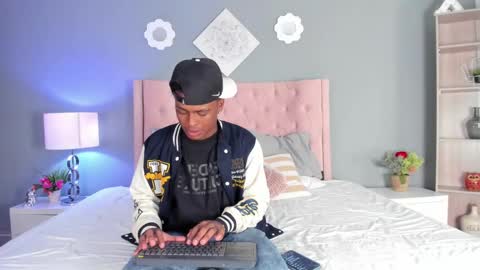 ashanty_malcom online show from 02/23/25, 05:39