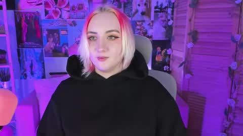 AshleyAshe  online show from 02/13/25, 08:45