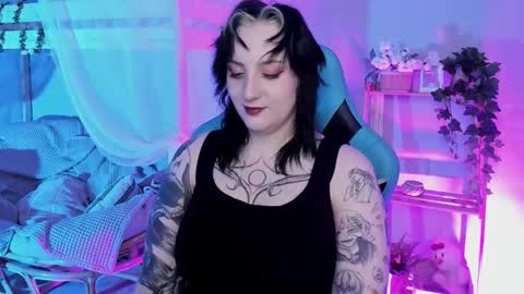 AshleyAshe  online show from 10/08/25, 10:40