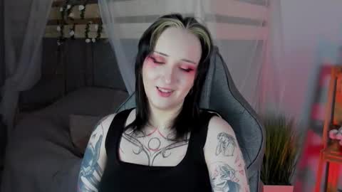 AshleyAshe  online show from 11/16/25, 11:21