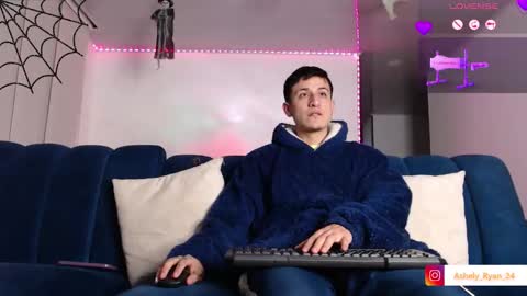 Ashley And Ryan  online show from 10/29/25, 10:55