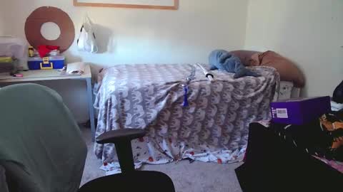 Ashley Scarlett online show from 09/17/25, 04:19