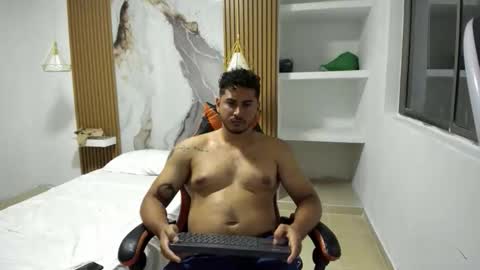 ashlan_king online show from 05/01/26, 04:17