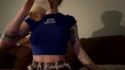 ash  online show from 02/05/26, 06:12