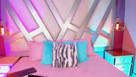Ashley  online show from 08/01/26, 01:43