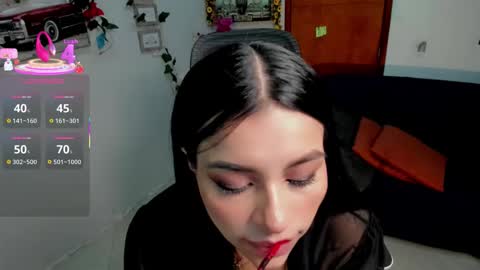 linda online show from 03/19/26, 02:32