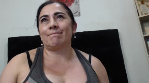 ashleey_thompson online show from 01/11/25, 12:55