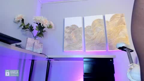 Ashley online show from 12/12/24, 12:38