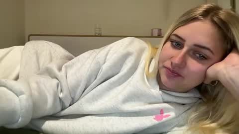 Ashleigh Carter xx online show from 06/08/26, 10:10