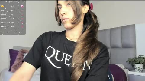 Carolina  online show from 03/11/25, 10:53