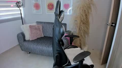 Snapshot of ashley_23a chatting on 09/20/25, 06:42 A S H L E Y online show from 09/20/25, 06:42