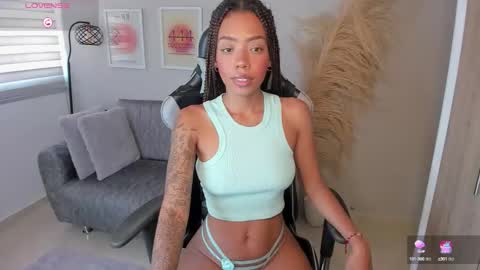 Snapshot of ashley_23a chatting on 10/25/25, 07:08 A S H L E Y online show from 10/25/25, 07:08