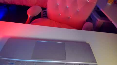 Ashley online show from 11/04/25, 12:43