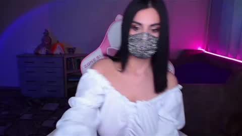   Yasmina   online show from 02/07/25, 03:23