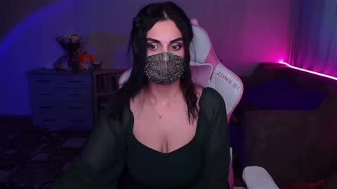   Yasmina   online show from 02/18/25, 07:32