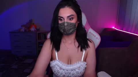   Yasmina   online show from 02/23/25, 05:56