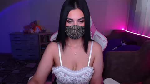   Yasmina   online show from 03/03/25, 03:52