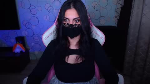   Yasmina   online show from 10/09/25, 04:10