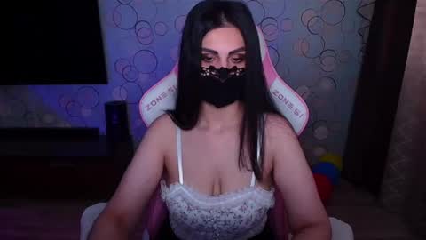   Yasmina   online show from 04/08/26, 04:56