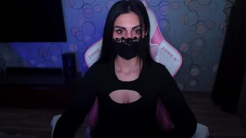 Snapshot of ashley__cooper__ chatting on 07/05/26, 04:52 Yasmina online show from 07/05/26, 04:52