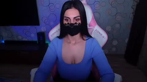 Snapshot of ashley__cooper__ chatting on 07/21/26, 02:14 Yasmina online show from 07/21/26, 02:14