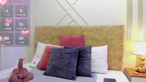 ashley online show from 10/07/25, 01:52