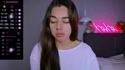 Ashley online show from 11/24/25, 05:45