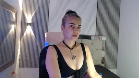 Snapshot of ashley__tylor chatting on 06/29/26, 07:25 ashley__tylor online show from 06/29/26, 07:25