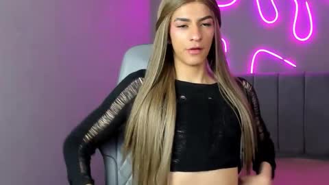 ASHLEY online show from 10/16/25, 06:47