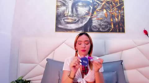 ashley_miller26 online show from 02/12/25, 11:29