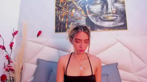 ashley_miller26 online show from 03/02/25, 11:18