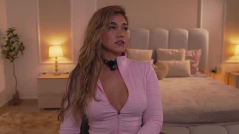  Ashley  online show from 11/22/25, 02:32