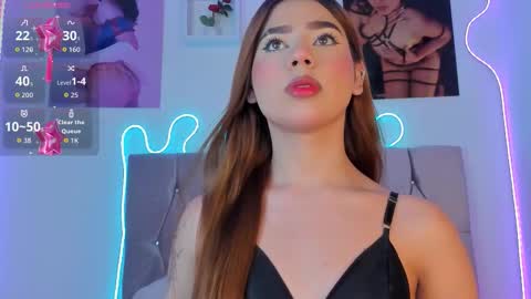 Ashley online show from 11/02/25, 10:17