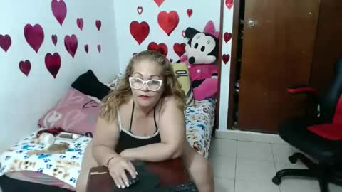 ashley pink11 online show from 02/07/25, 01:04