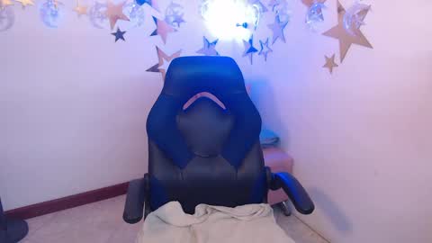 Snapshot of ashley_prg2 chatting on 05/20/26, 10:05 Ashley online show from 05/20/26, 10:05