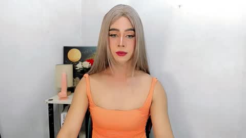 Snapshot of ashley_slutty chatting on 02/14/26, 05:43 ashley online show from 02/14/26, 05:43