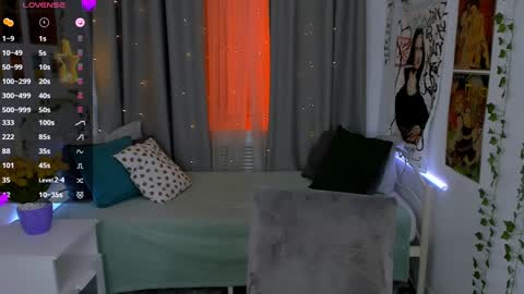 Snapshot of ashley_swan chatting on 01/23/25, 03:37 Ashley next stream on Sunday online show from 01/23/25, 03:37