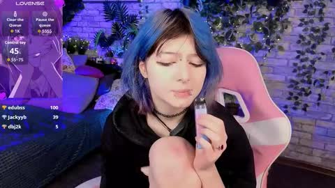 Snapshot of ashley_veil chatting on 02/26/26, 09:36 Ashley online show from 02/26/26, 09:36