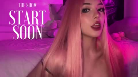 Ashlee Boox   online show from 05/19/26, 04:24