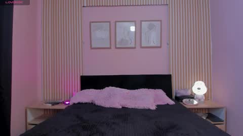 Snapshot of ashleycooper_2 chatting on 11/14/25, 05:44 ashleycooper_2 online show from 11/14/25, 05:44