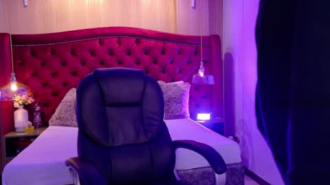 Ashley  online show from 11/15/25, 04:25