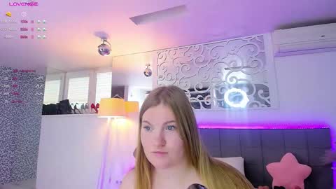 AshleyJonse online show from 11/20/25, 08:03