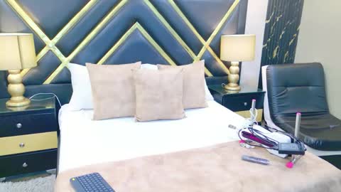 AshleyRoberh online show from 04/17/26, 07:28