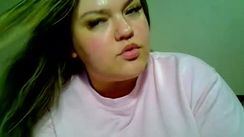 Snapshot of ashleyrosee_ chatting on 07/09/26, 10:47 Anite online show from 07/09/26, 10:47