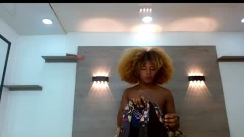 ashleysofiathenison online show from 07/04/26, 11:49