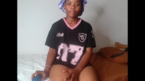 ashleyt255 online show from 09/09/25, 01:21