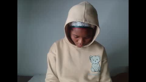 ashleyt255 online show from 10/01/25, 06:36